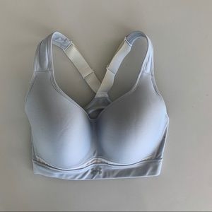 Under Armour Sports Bra 32DD Supportive